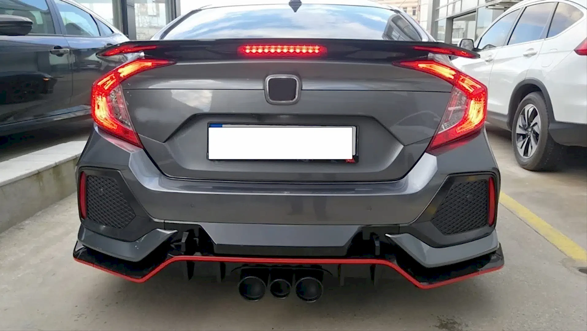 CIVIC FC5 2016-2020 IÇIN UYUMLU TURBO SI SPOILER REFLEKTÖRLÜ (BOYASIZ)