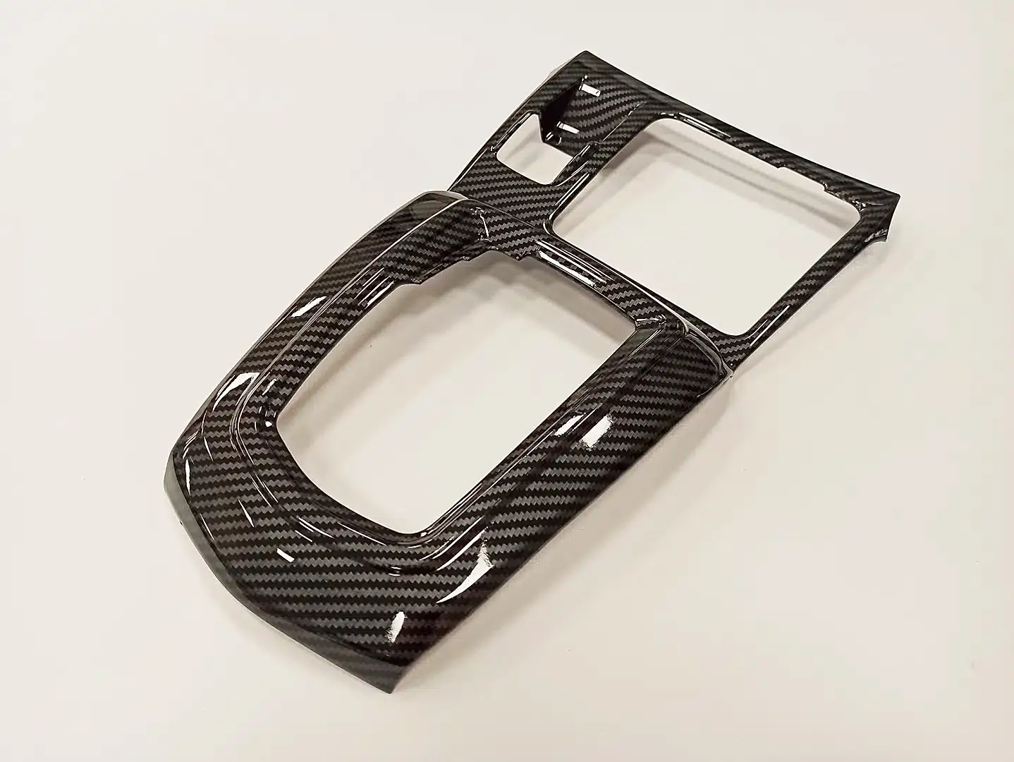 QASHQAI 2018+ IÇIN UYUMLU VITES KAPLAMA - CARBON